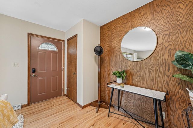 1316 Kilmer Avenue, Saint Louis Park, MN 55426