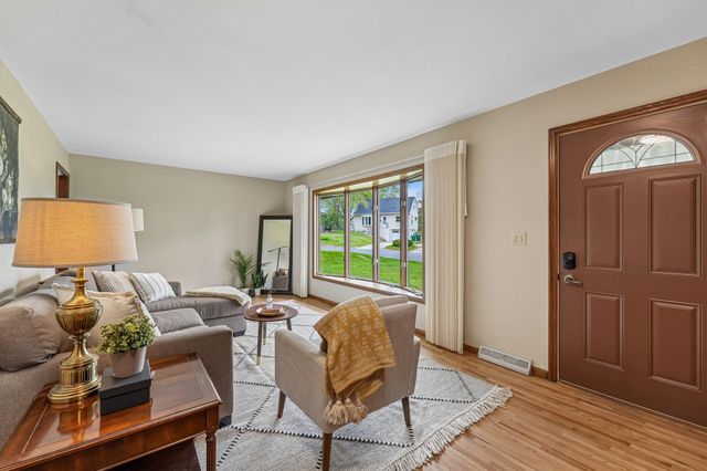 1316 Kilmer Avenue, Saint Louis Park, MN 55426