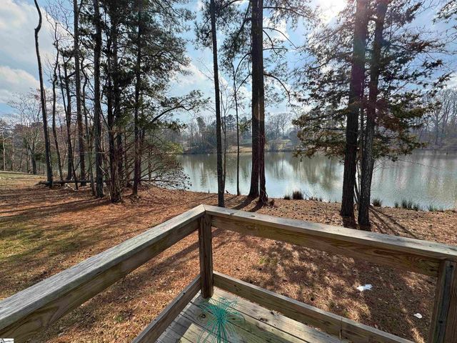 134 Carlton Street, Greenwood, SC 29649