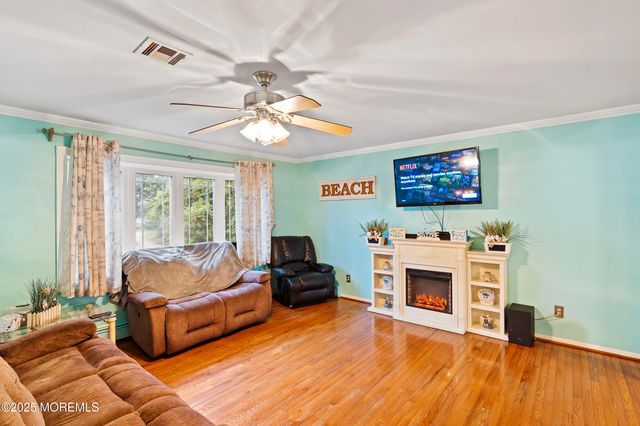546 Princeton Avenue, Brick, NJ 08724