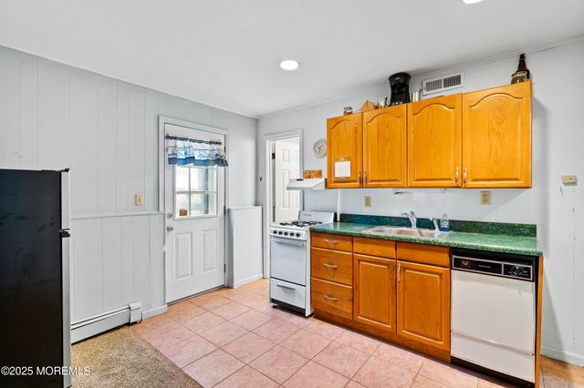 546 Princeton Avenue, Brick, NJ 08724