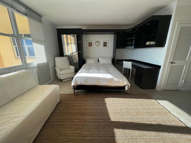 2501 S Ocean Dr PH32, Hollywood, FL 33019