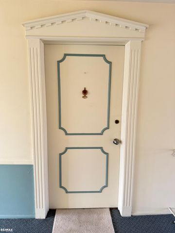 29225 Hayes Road, Warren, MI 48088