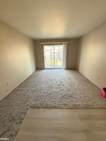 29225 Hayes Road, Warren, MI 48088