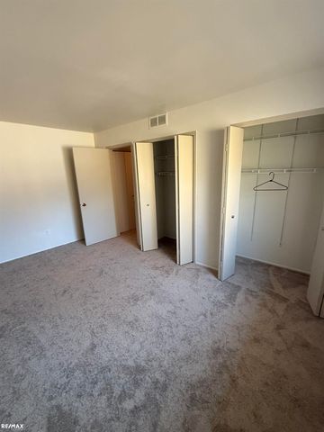 29225 Hayes Road, Warren, MI 48088