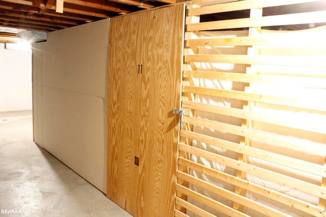 29225 Hayes Road, Warren, MI 48088