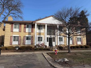 29225 Hayes Road, Warren, MI 48088