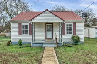 112 Elizabeth St, Shelbyville, TN 37160