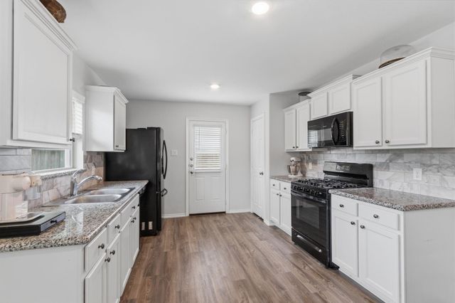 1307 Winding Willow Drive, Pinehurst, TX 77362