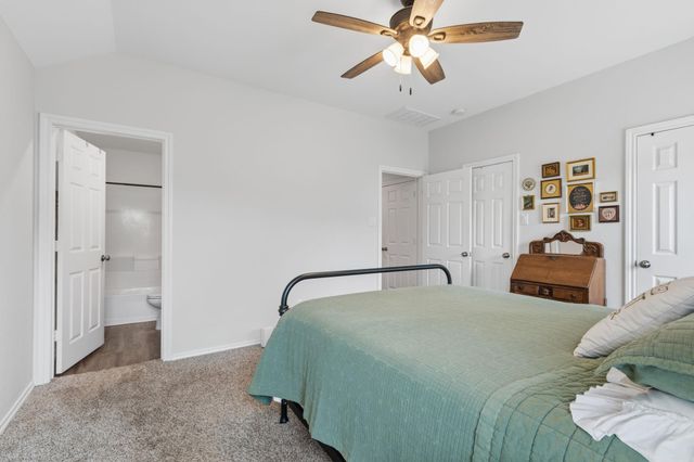 1307 Winding Willow Drive, Pinehurst, TX 77362