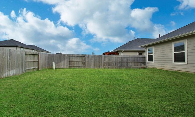 1307 Winding Willow Drive, Pinehurst, TX 77362