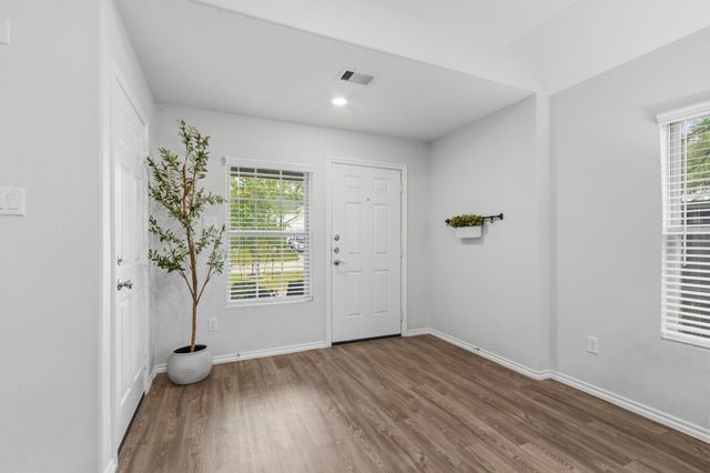 1307 Winding Willow Drive, Pinehurst, TX 77362