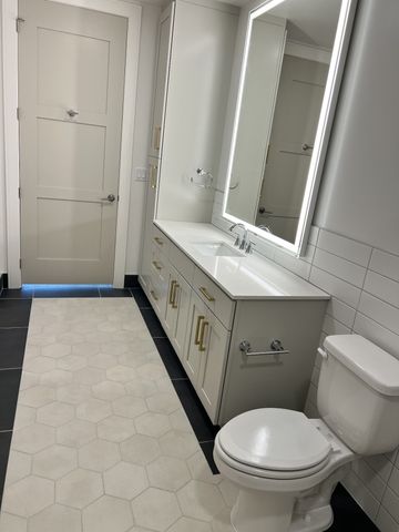 930 Commerce St Apt 1308, Nashville, TN 37203