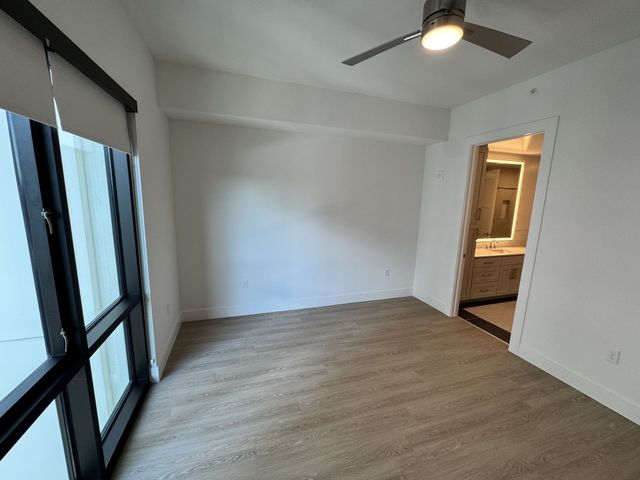 930 Commerce St Apt 1308, Nashville, TN 37203