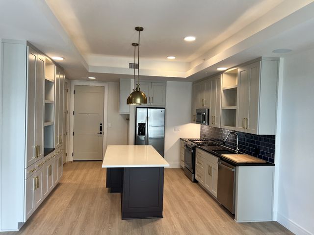 930 Commerce St Apt 1308, Nashville, TN 37203