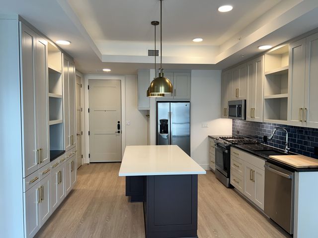 930 Commerce St Apt 1308, Nashville, TN 37203