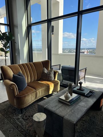 930 Commerce St Apt 1308, Nashville, TN 37203
