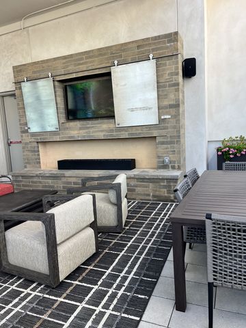 930 Commerce St Apt 1308, Nashville, TN 37203