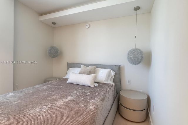 17001 Collins Ave 908, Sunny Isles Beach, FL 33160