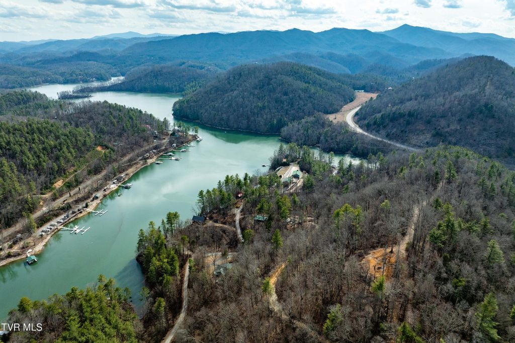 Tbd Mountain Wynd Drive, Butler, TN 37640