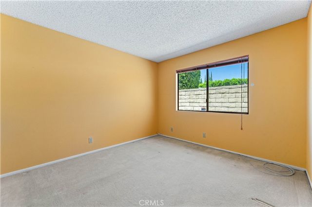 8824 Sari Avenue, Northridge, CA 91343