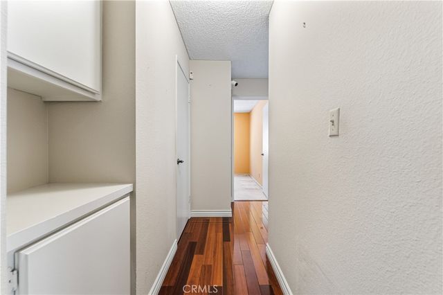 8824 Sari Avenue, Northridge, CA 91343