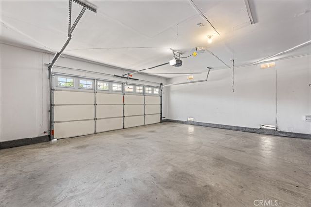 8824 Sari Avenue, Northridge, CA 91343