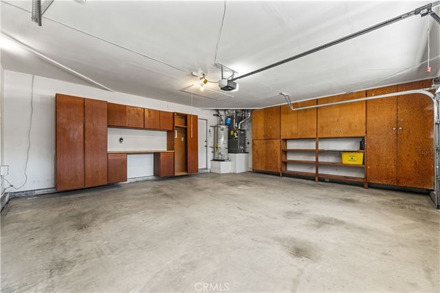 8824 Sari Avenue, Northridge, CA 91343