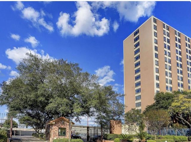 7520 Hornwood Drive 103, Houston, TX 77036