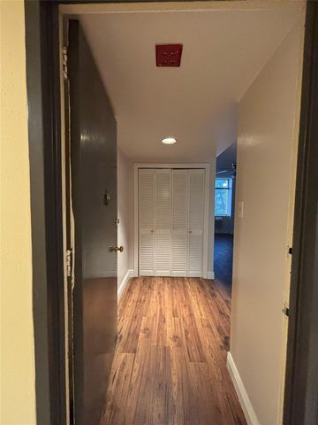 7520 Hornwood Drive 103, Houston, TX 77036