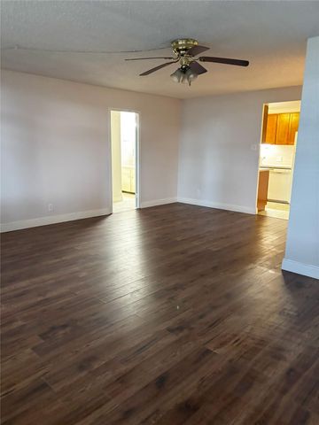7520 Hornwood Drive 103, Houston, TX 77036
