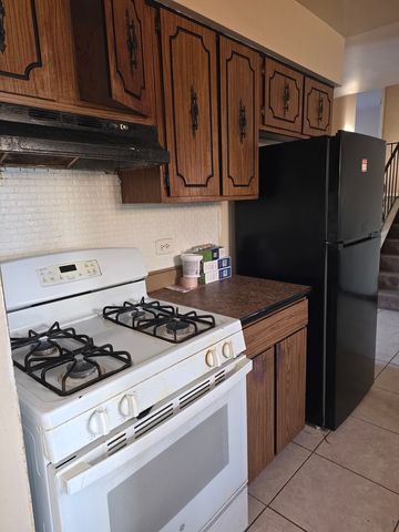 16440 Michigan Avenue, South Holland, IL 60473