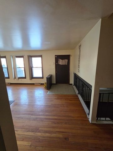 16440 Michigan Avenue, South Holland, IL 60473