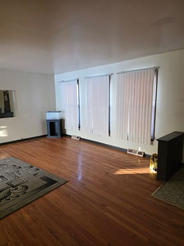 16440 Michigan Avenue, South Holland, IL 60473