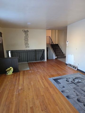 16440 Michigan Avenue, South Holland, IL 60473