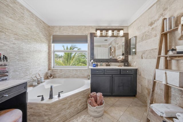 11577 Ponywalk Trail, Boynton Beach, FL 33473