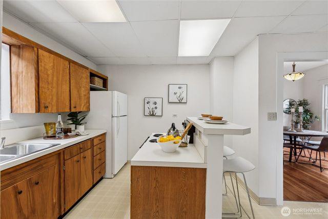 1830 N 54th Street, Seattle, WA 98103