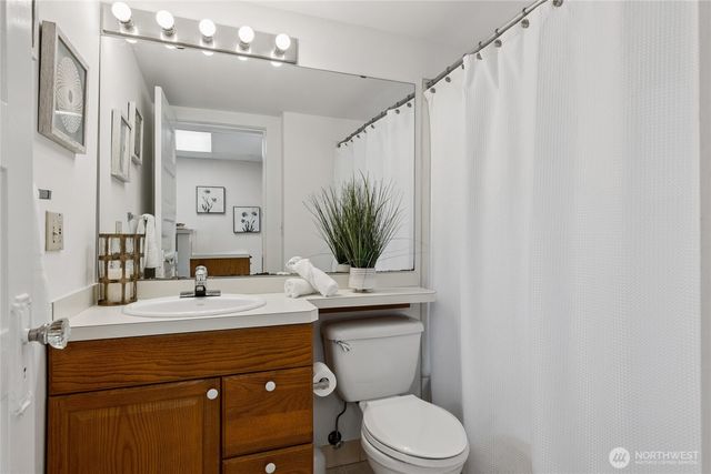 1830 N 54th Street, Seattle, WA 98103