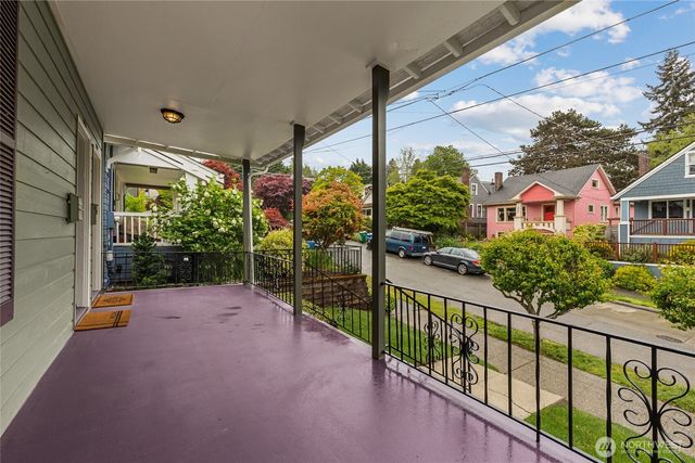 1830 N 54th Street, Seattle, WA 98103