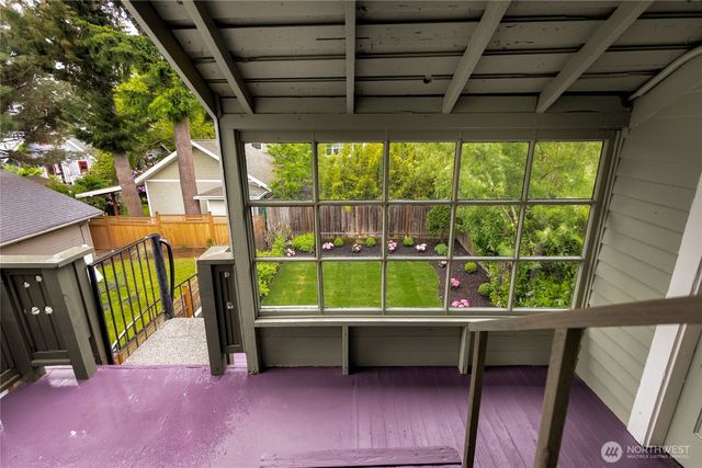 1830 N 54th Street, Seattle, WA 98103