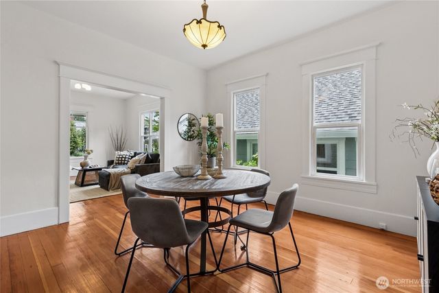 1830 N 54th Street, Seattle, WA 98103