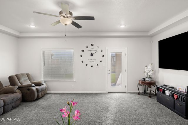 864 Crystal Deer Drive, El Paso, TX 79928