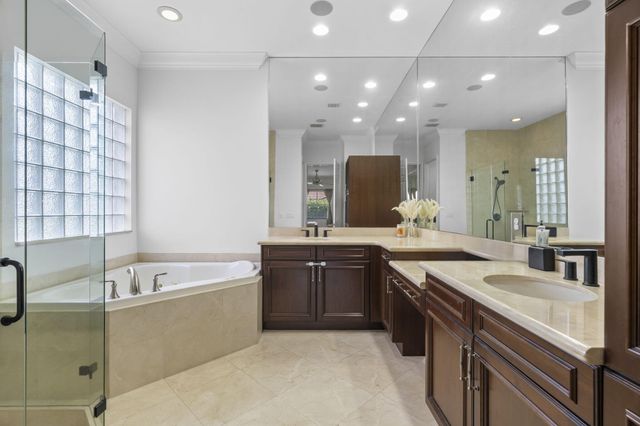 8844 STARHAVEN Cove, Boynton Beach, FL 33473