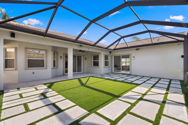 8844 STARHAVEN Cove, Boynton Beach, FL 33473