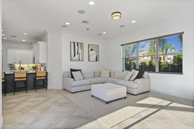 8844 STARHAVEN Cove, Boynton Beach, FL 33473