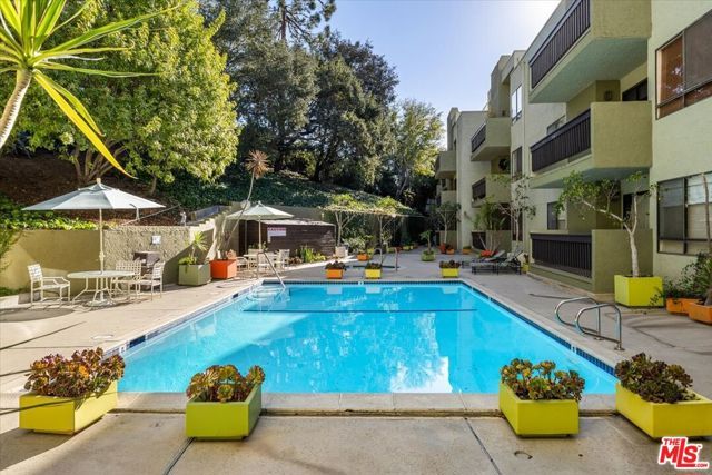 2018 Griffith Park Boulevard 108, Los Angeles, CA 90039