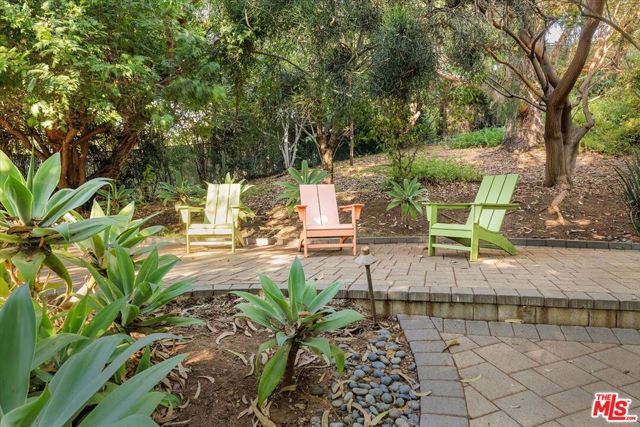 2018 Griffith Park Boulevard 108, Los Angeles, CA 90039