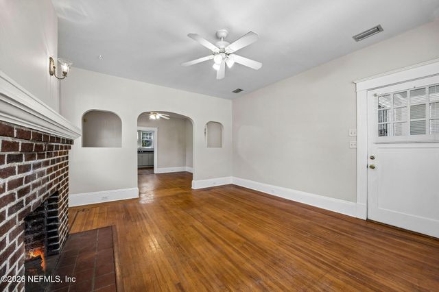 2358 ERNEST Street, Jacksonville, FL 32204