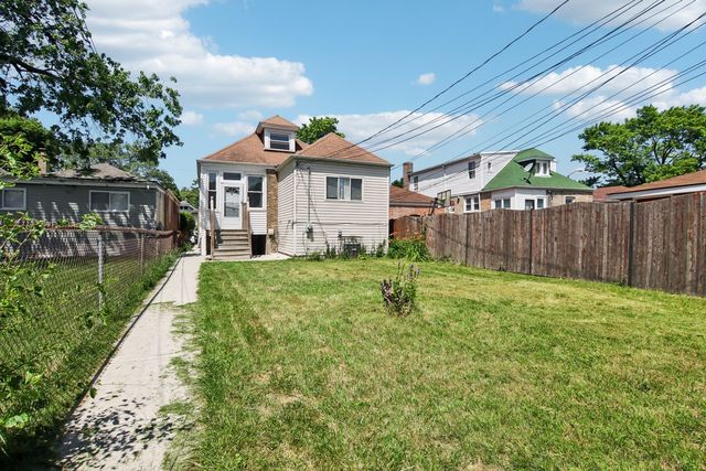 9913 S Parnell Avenue, Chicago, IL 60628