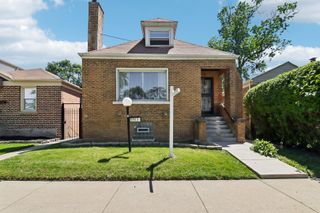 9913 S Parnell Avenue, Chicago, IL 60628
